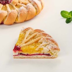 Пирог Праздничный с брусникой и апельсином вес