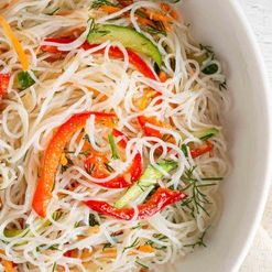 Салат фунчоза с овощами по-корейски пл/к 200г