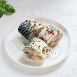 Скумбрия атлантическая с луком и перцем с/с вес