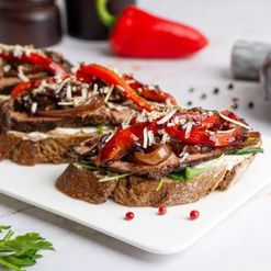 Брускетта с ростбифом 70г