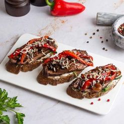 Брускетта с ростбифом 70г