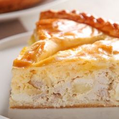 Пирог с курицей и сыром без лука вес