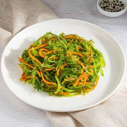 Салат Чука с морковью по-корейски 200г