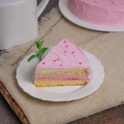 Торт Малиновый сметанник 900г