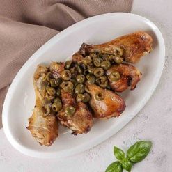 Голень куриная под лимонным маринадом с оливками вес