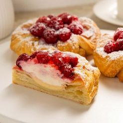 Даниш с малиной 150г