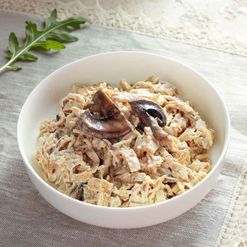 Салат Министерский с цыпленком и грибами вес