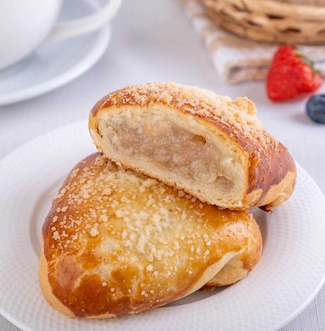 Пирожок с грушами 100г