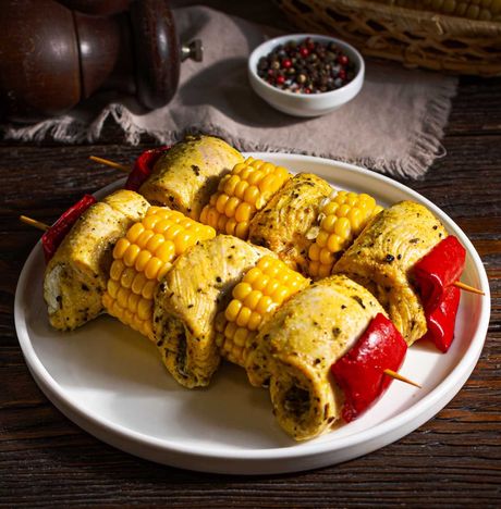 Шашлык из курицы с ананасами жареный вес