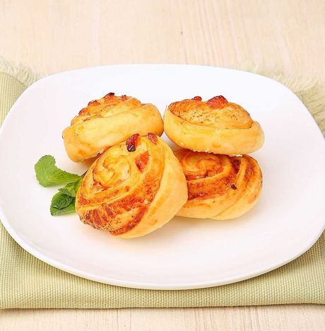 Булочки Французские с курагой вес 