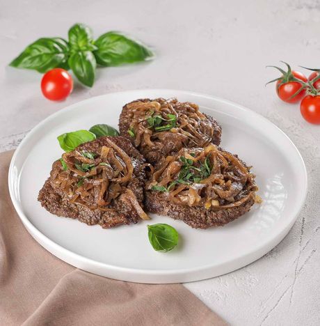Говядина в бальзамическом маринаде с луком вес