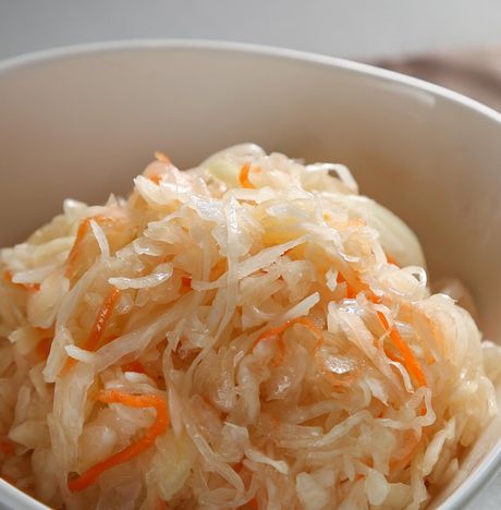 Капуста квашеная с маслом растительным и репчатым луком вес