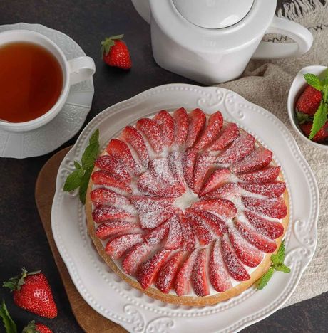 Торт Бабушкин с клубникой вес