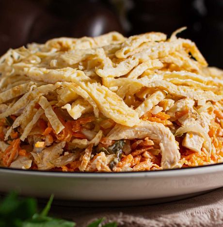 Салат Солнечный с курицей вес