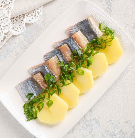 Филе сельди с картошечкой и зеленым луком вес