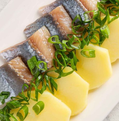 Филе сельди с картошечкой и зеленым луком вес