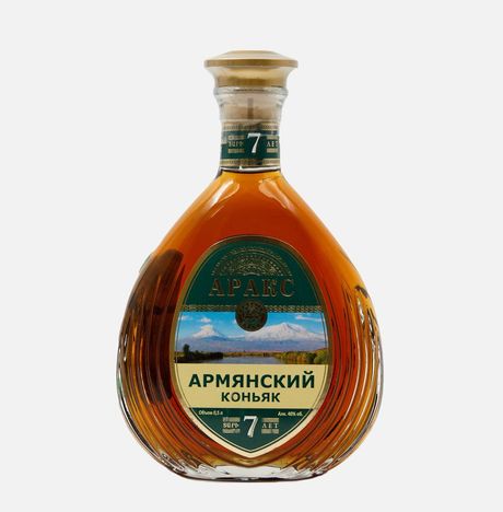 Коньяк Аракс Армянский КВ 7 лет мароч выд 40% ст/б 0,5л