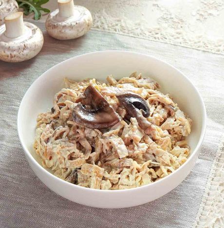 Салат Министерский с цыпленком и грибами вес