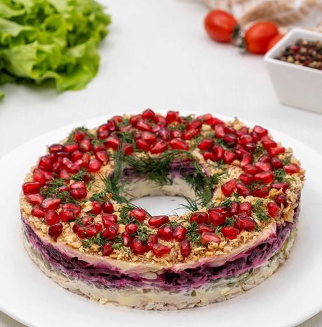 Салат Гранатовый браслет с курицей вес
