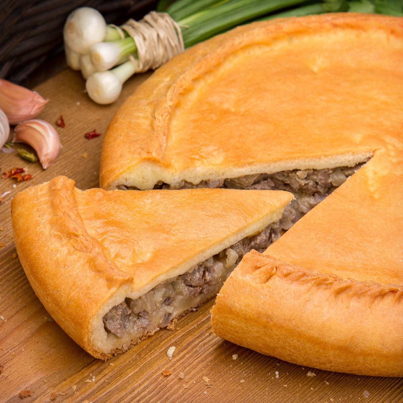 Пирог с мясом и картофелем вес