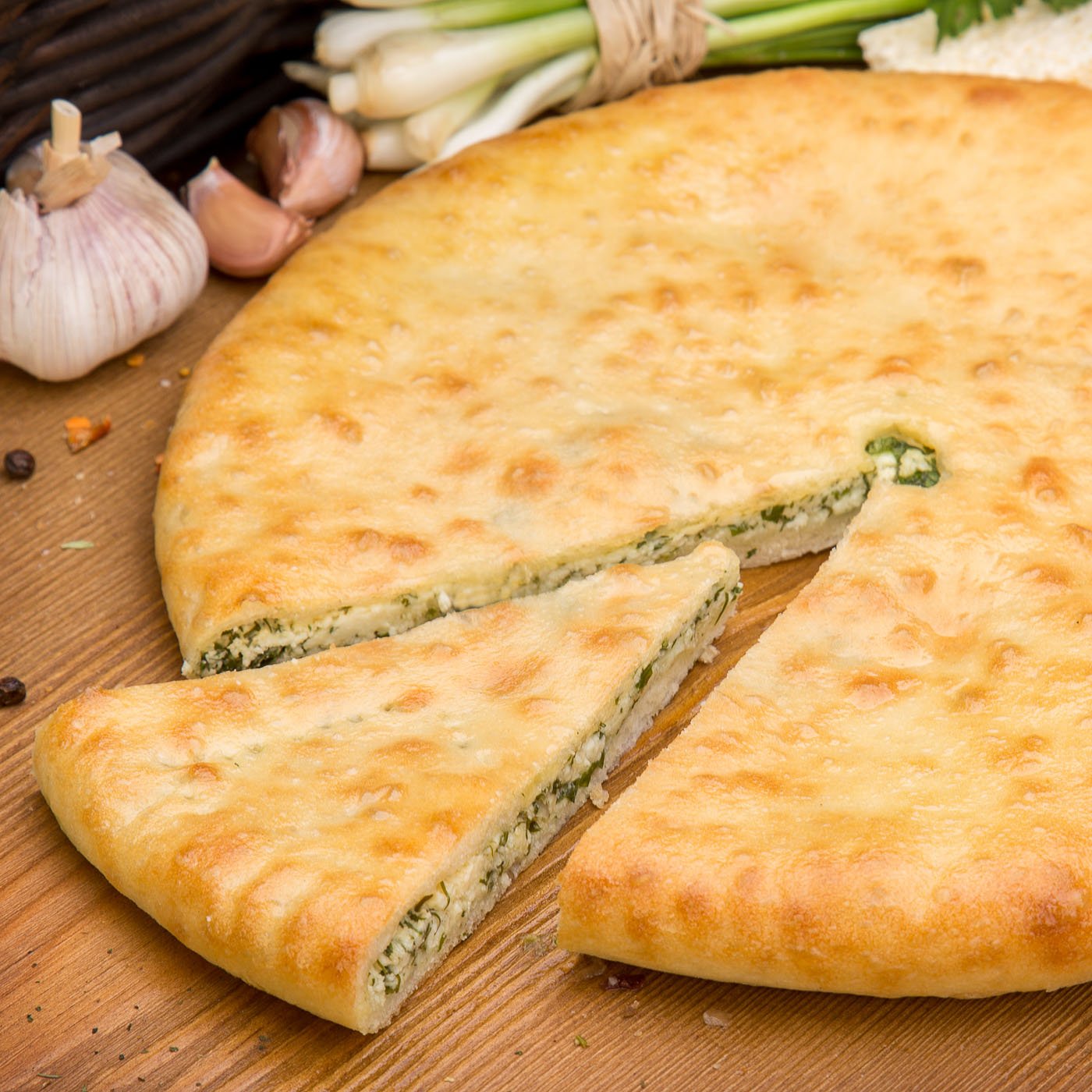 Пирог Осетинский с сыром и зеленью вес