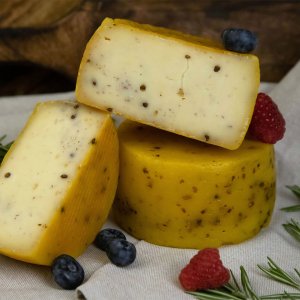 Сыр Качотта Пиканто 45% вес Наша Сыроварня