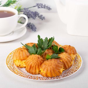 Закуска фуршетная Профитроли с сырной начинкой 30г