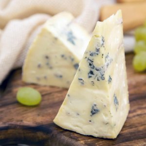 Сыр Горгонзола с благородной голубой плесенью 50% вес