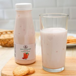 Йогурт из цельного молока натуральный с малиной 250мл