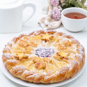 Пирог Праздничный с брусникой и апельсином вес