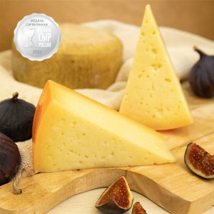 Сыр Российский 50% вес Наша Сыроварня