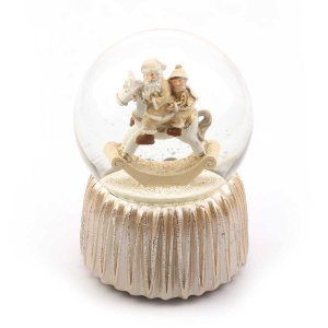 Фигурка Дед Мороз в стеклянном шаре с музыкой d9см L9 W9 H15см полимер 753139