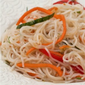 Салат фунчоза с овощами по-корейски вес