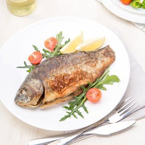 Карась жареный с головой вес