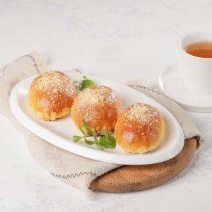 Пирожок с яблоками 100г