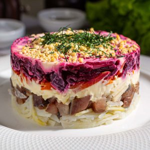 Салат Сельдь под шубой с маринованным лучком вес