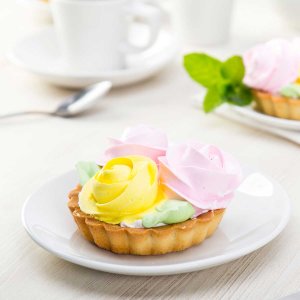 Корзиночка с белковым кремом 100г