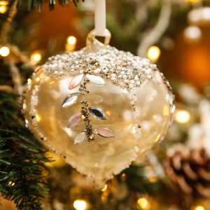 Украшен елочШишиКапля полупрозрач корич с листьями из камней10см стек