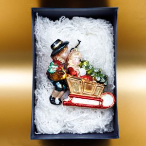 Фигурка На санях 9х6х15см стекло 0716К01