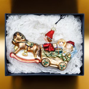 Фигурка Санта с лошадкой-качалкой 12х9х1 стекло 2606К19