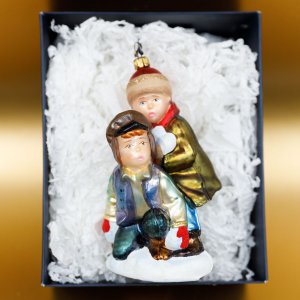 Фигурка Битва в снежки 11х1х12 стекло 4731К00