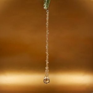 Украшение елоч Сосулька-капля шампань стекло 2х2х25см AXM205