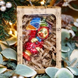 Украшение елочное Утя в красном плаще стекло 11х6см FBF605