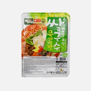 Лапша Баекже Рисовая со вкусом супа Юккедян б/п 92г