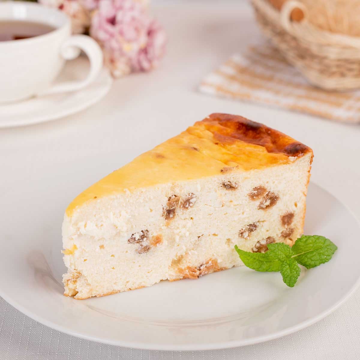 Запеканка классическая творожная с изюмом вес Запеканка классическая творожная с изюмом вес